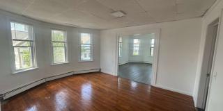 48 Kenwood St Gallery 4