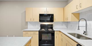 Artisan Apartments & Shops Gallery 23
