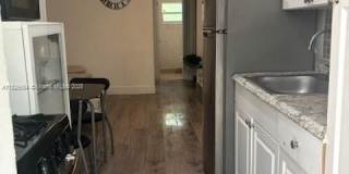 921 Meridian Ave Gallery 9