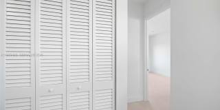 5718 Ashwood Cir W Gallery 82