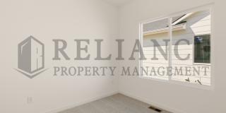 5240 North Pinecrest Court Gallery 28