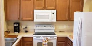 Lakeside Village Townhouse 2 Bedroom  2.5 Bath Available for Short-Term Rental Gallery 44