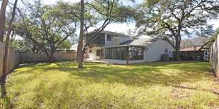 4/3 w/ Fenced yard & enclosed patio! Gallery 25