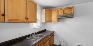 19121 Kingsville St Gallery 4