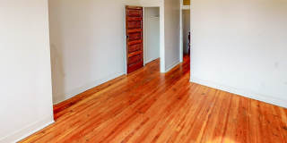 Wonderful Row Home on a Quiet Street Gallery 12