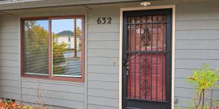 632 E Main St Gallery 1