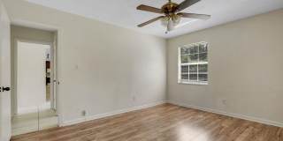 2613 Killarney Way Gallery 34