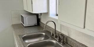 431 E Woodard St Gallery 6