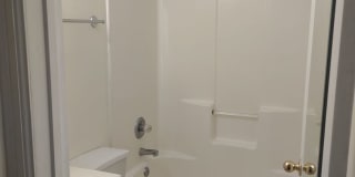 Adorable Two Bedroom Home in Edgewood! Gallery 19