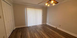 2bd 1.5ba Townhouse w/ Bonus Rm & Deck Gallery 13