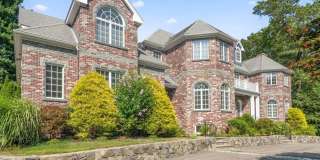 Entire house!!!! Luxury!!! Available September Gallery 4