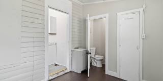 Freshly Renovated 4 Bedroom Home Gallery 24