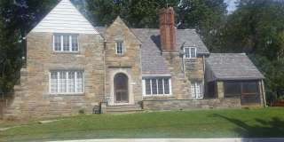 Spacious Tudor-style home in Woodridge DC convenient to Catholic U & Brookland Metro Gallery 1