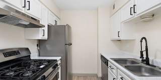 Oval Spring Apartments Gallery 1