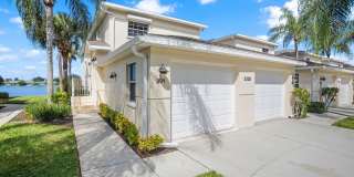 ** CROWN POINTE SHORES ** 2 BED + DEN / 2 BATH - GARAGE - TURNKEY FURNISHED - ANNUAL RENTAL Gallery 1