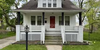 Complete Ferndale Renovation - 4 Bedrooms and Two Full Bathrooms! Gallery 1