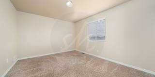 Beautiful two story home in Northgate Gallery 17