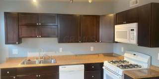 484 E Columbus Street Gallery 6