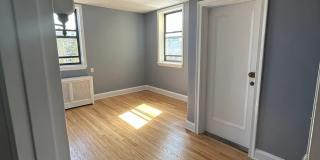 1 Elm Street Gallery 8