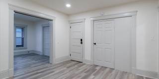 3139 Perkins Avenue - Down Gallery 3