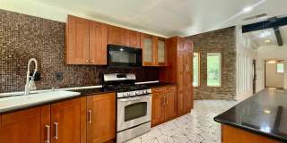 Architectural Beauty with Exceptional Character and Space Near West Ave., Vance Jackson & Loop 410! Gallery 8