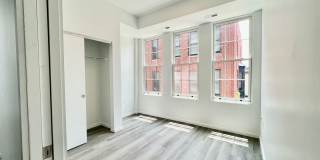 725 W Pratt Gallery 2