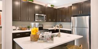 Woodmont Townsquare Gallery 9