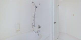 9231 LINBROOKE Gallery 21