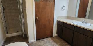 Single family home with large back yard! Gallery 22