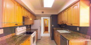 430 Commodore Dr Gallery 47