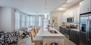 The Tristan Gallery 28