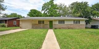 201 Hillcrest Drive Gallery 1