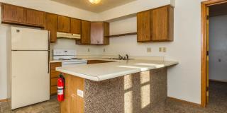 521 Henderson Crossing Gallery 6