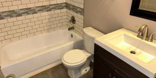 Beautiful 2 Bedroom Belmont Bungalow Gallery 5