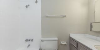 Tiffany II Gallery 30