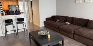 1110 N Riverside Drive Gallery 1