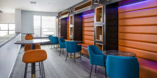 19 South Gallery 18