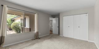 1229 E MANHATTON Drive Gallery 14