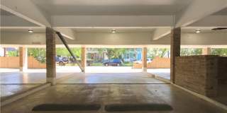 Furnished 1x1 North Campus Apartment on Guad Gallery 15
