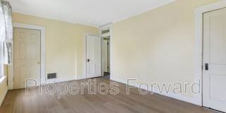 673 E Sycamore St. Gallery 25
