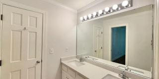 1610 Ridge Road Gallery 23