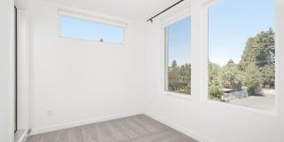 Modern 2 Bedroom with Rooftop Retreat and Garage Gallery 15