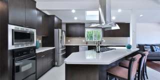 4347 Coronet Drive Gallery 7