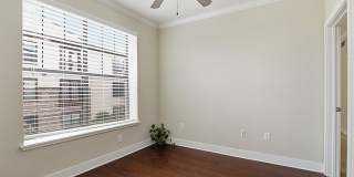 7342 Oak Manor Gallery 31