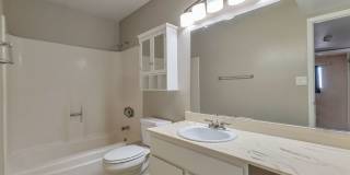 6 Bedroom 3.5 Bathroom Tri-Level Home In Tempe close to ASU Gallery 14
