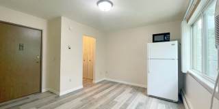 Brooklyn Heights Gallery 9