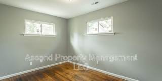 1113 Jarvis Ave Gallery 5