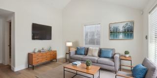 2110 E 16th Gallery 1