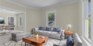1611 McDaniel Street Gallery 31