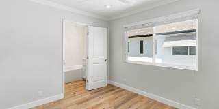 Steps from 17th Street - Beautifully Updated 2 Bed, 2.5 Bath Townhome in Newport Beach Gallery 9